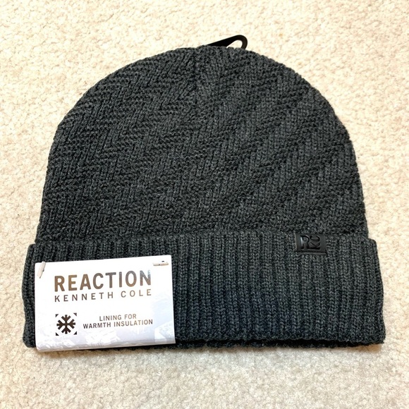 NWT Kenneth Cole Reaction Charcoal Herringbone Knit Beanie Unisex - Picture 1 of 6